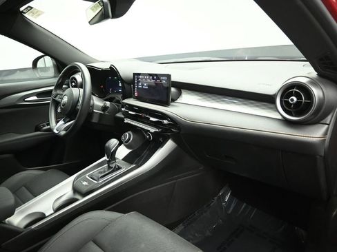 Used 2024 Alfa Romeo Tonale Ti image 29