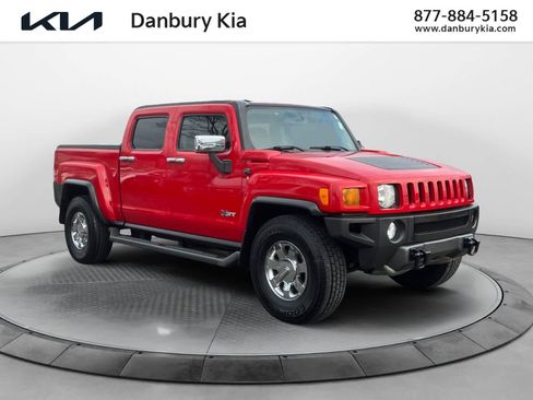 Used 2009 HUMMER H3T Alpha image 1