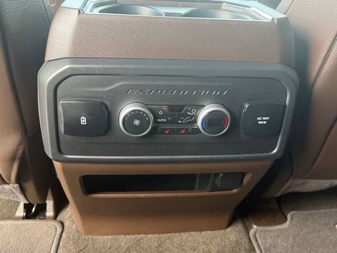 Used 2024 Ford Expedition Max King Ranch RWD image 22