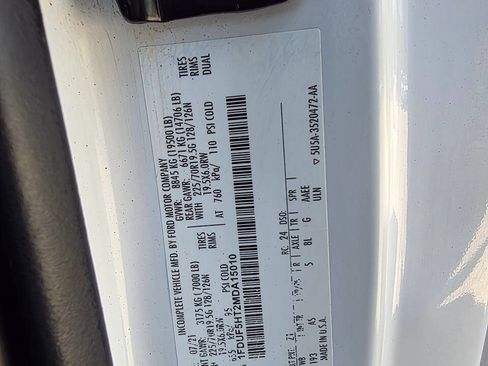 Used 2021 Ford F550 4x4 Regular Cab Super Duty image 13