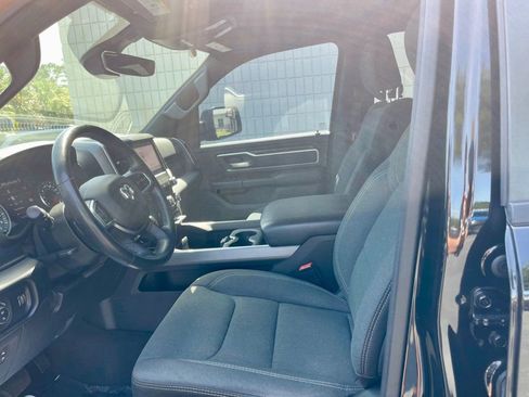 Used 2022 RAM 1500 Big Horn AWD/4WD image 6