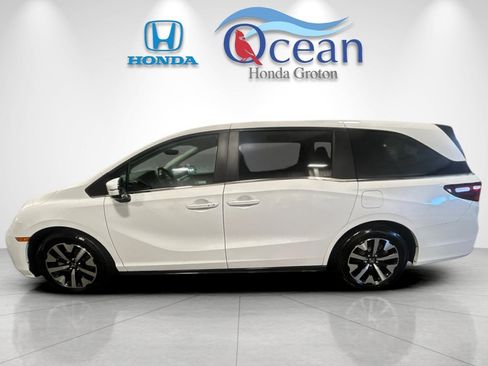 Used 2025 Honda Odyssey EX-L image 6