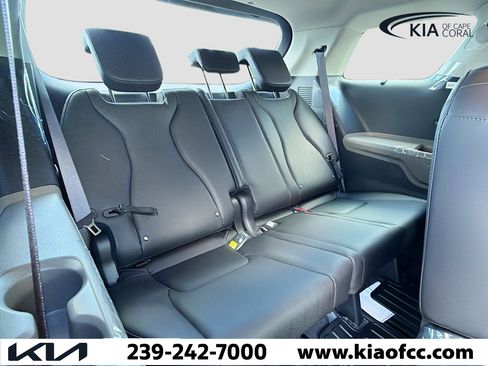 New 2026 Kia Carnival EX FWD image 20