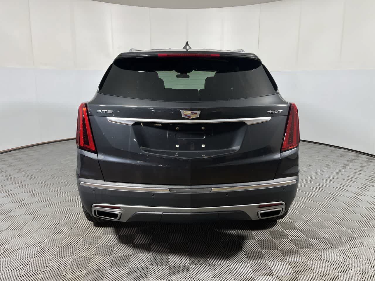 Used 2020 Cadillac XT5 Premium Luxury FWD image 7