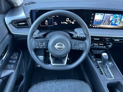 New 2026 Nissan Kicks SV image 16