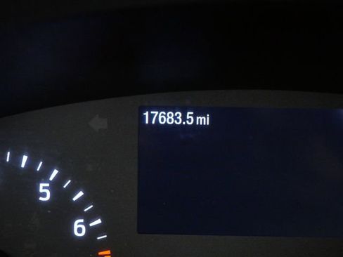 Certified 2022 Ford Escape SE w/ Cold Weather Package AWD/4WD image 17