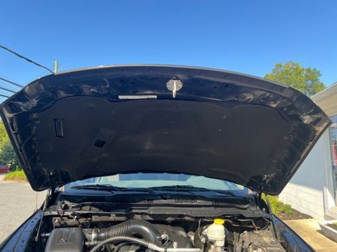 Used 2018 RAM 1500 Big Horn image 14