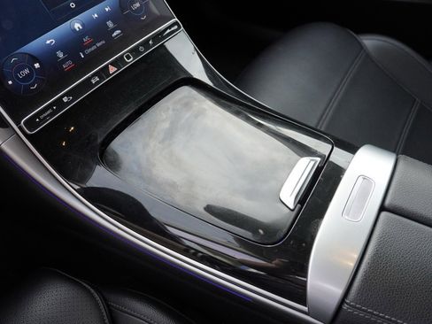 Used 2023 Mercedes-Benz C 300 Sedan image 15