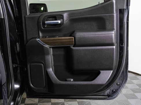 Used 2021 Chevrolet Silverado 1500 RST image 35