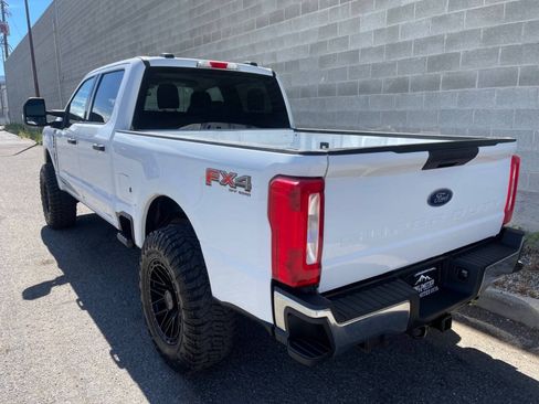 Used 2025 Ford F250 XLT w/ FX4 Off-Road Package AWD/4WD image 24