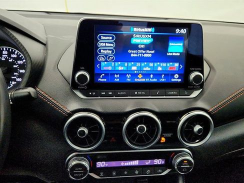 Used 2021 Nissan Sentra SR FWD image 17