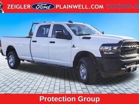 Used 2024 RAM 3500 Tradesman w/ Safety Group AWD/4WD image 4
