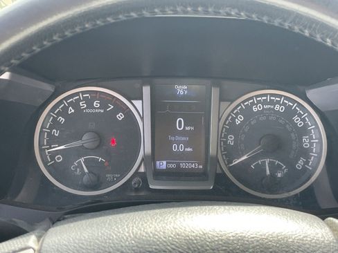 Used 2021 Toyota Tacoma SR5 image 6