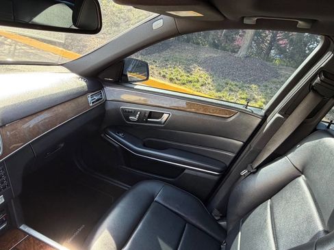 Used 2015 Mercedes-Benz E 350 4MATIC Sedan w/ Premium 1 Package image 18