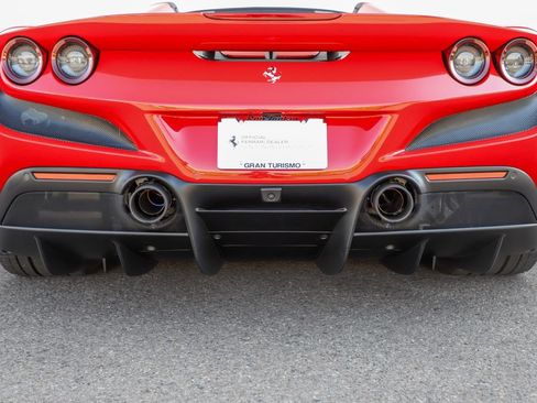 Certified 2022 Ferrari F8 Tributo RWD image 30