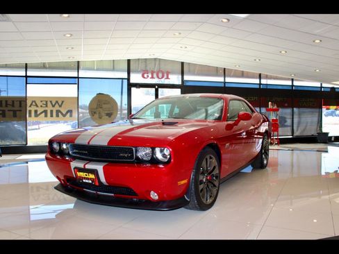 Used 2013 Dodge Challenger SRT8 w/ Harman Kardon Audio Group image 1