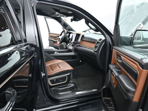 Used 2022 RAM 1500 Limited image 12