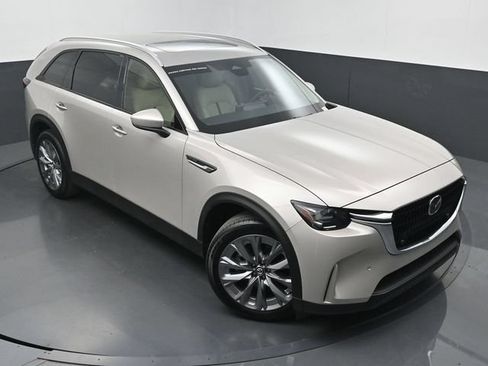 Certified 2026 MAZDA CX-90 3.3 Turbo w/ Preferred Package AWD/4WD image 38