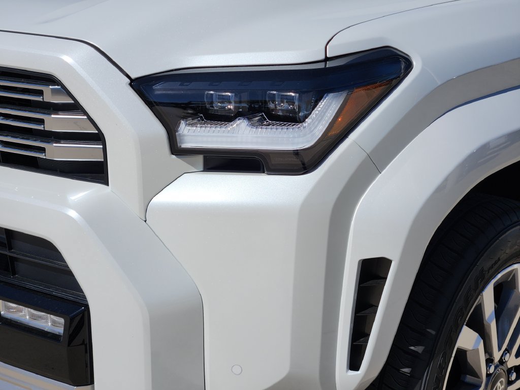 New 2026 Toyota 4Runner Limited AWD/4WD image 11