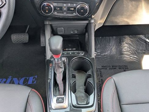 Used 2025 Chevrolet TrailBlazer RS w/ Convenience Package FWD image 19