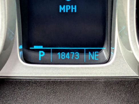 Used 2010 Chevrolet Camaro SS w/ LPO, Ground Effects Package image 19