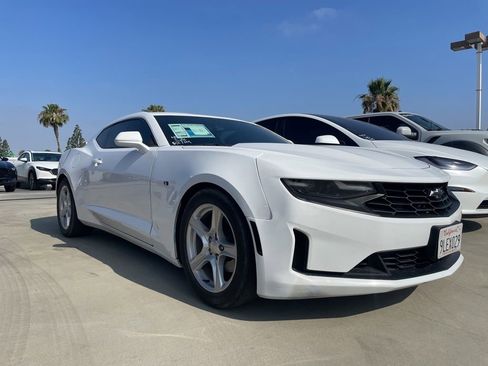 Used 2023 Chevrolet Camaro LT RWD image 1