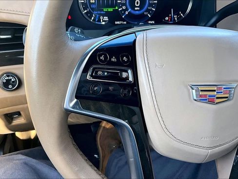 Used 2018 Cadillac Escalade ESV Platinum AWD/4WD image 7