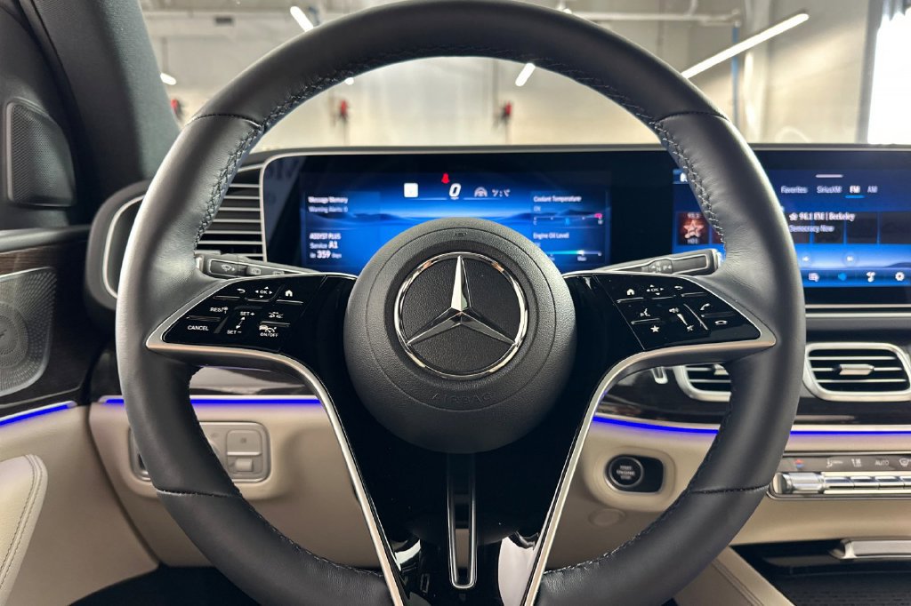 Certified 2025 Mercedes-Benz GLE 450e 4MATIC image 29