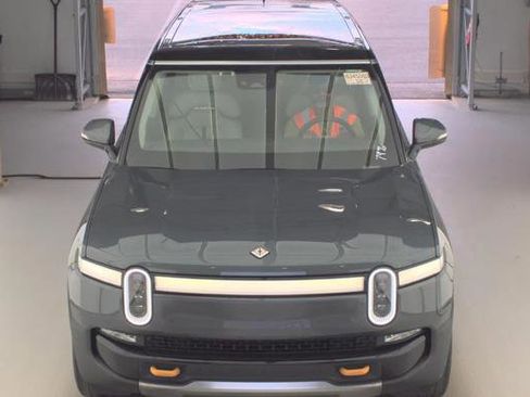 Used 2024 Rivian R1S Adventure AWD/4WD image 2