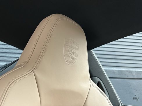 Certified 2022 Porsche 911 Carrera 4 image 25