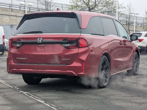 Used 2025 Honda Odyssey Sport-L image 9