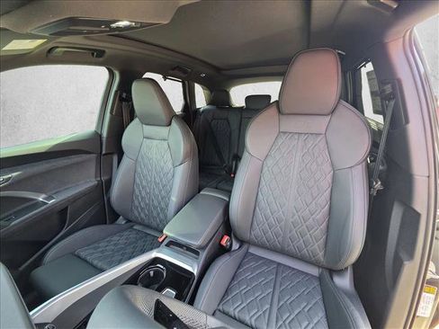 New 2025 Audi SQ5 Premium Plus image 15