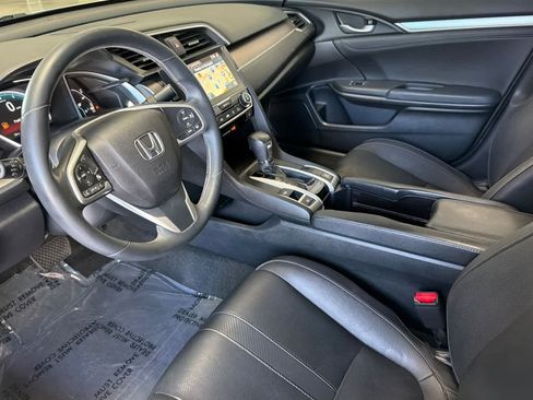 Used 2017 Honda Civic Touring image 11