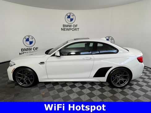 Used 2018 BMW M2 image 9