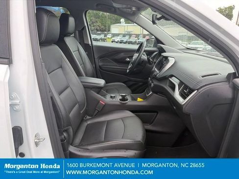 Used 2024 GMC Terrain SLT AWD/4WD image 35