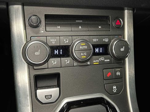 Used 2015 Land Rover Range Rover Evoque Pure Plus image 30