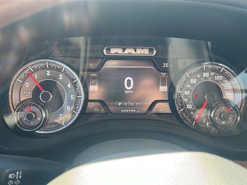 Used 2022 RAM 1500 Limited w/ Body Color Bumper Group image 6