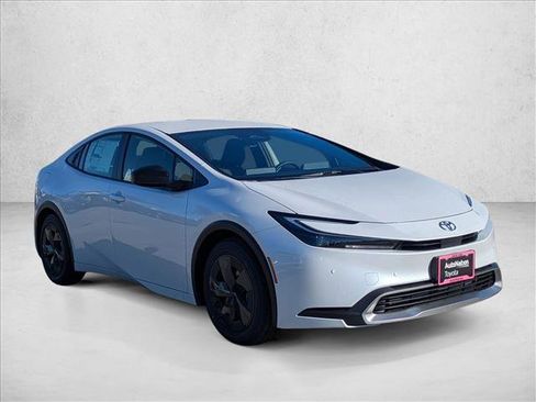 New 2026 Toyota Prius Plug-In Hybrid image 7