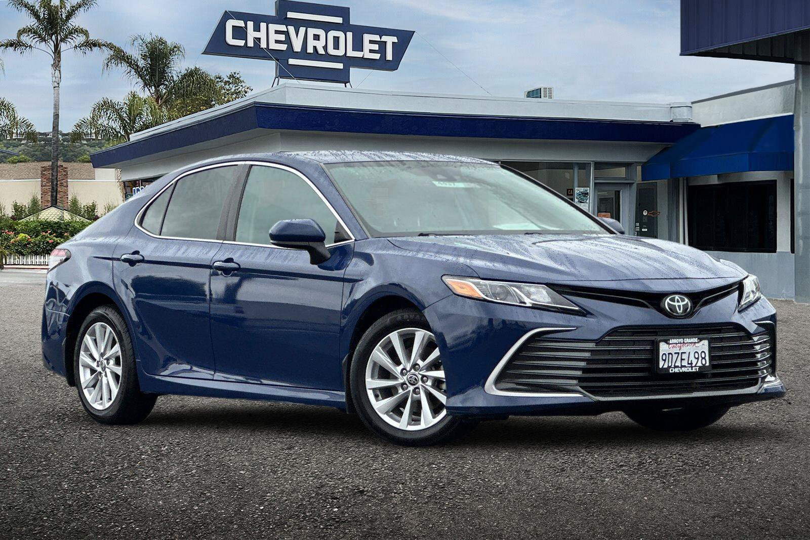 Used 2023 Toyota Camry LE FWD image 29