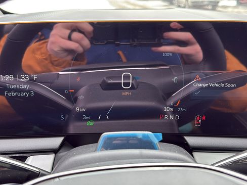 New 2026 Cadillac Optiq Luxury 2 image 13