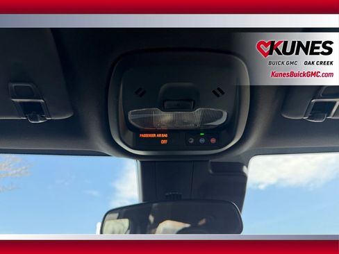 Used 2025 Buick Envista Sport Touring w/ Convenience II Package image 23