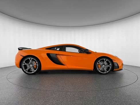 Used 2013 McLaren MP4-12C Coupe image 6