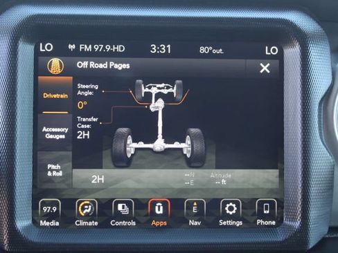Used 2022 Jeep Wrangler Unlimited Sahara AWD/4WD image 31