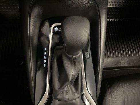 Used 2024 Toyota Corolla SE FWD image 19