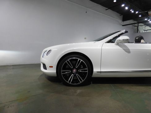 Used 2013 Bentley Continental GT image 4