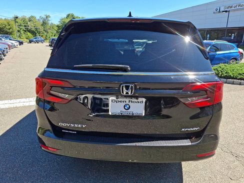 Used 2023 Honda Odyssey Sport image 6