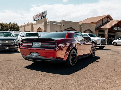 Used 2023 Dodge Challenger SRT Hellcat RWD image 7