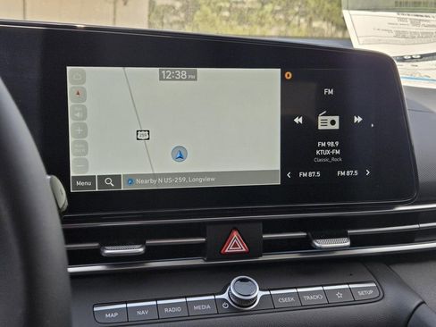 New 2026 Hyundai Elantra Limited FWD image 12