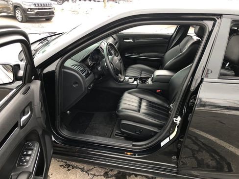 Used 2018 Chrysler 300 S w/ S Model Appearance Package image 17