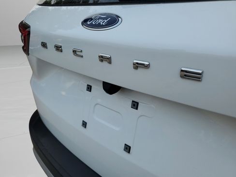Used 2023 Ford Escape Base image 8